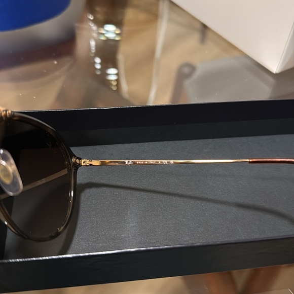 Ray-Ban Sunglasses - Picture 8 of 13